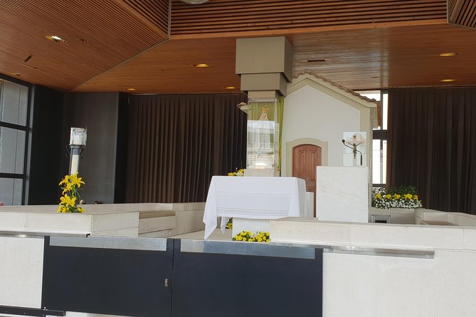 Private Tour Fátima - Batalha - Nazaré - Óbidos Full Day - Tour Information