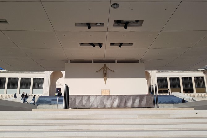 Private Tour Fátima - Nazaré - Batalha - Óbidos - Medieval Village of Óbidos