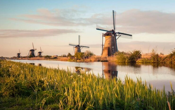 Private Tour: From Amsterdam to Windmills & Giethoorn - Pickup From Amsterdam