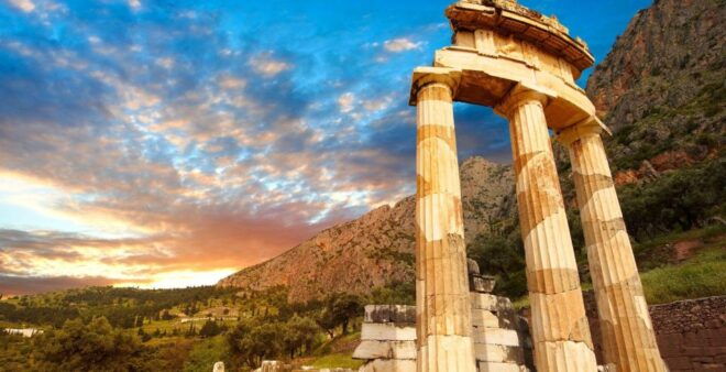 Private Tour From Athens to Delphi & Arachova by VIP Minibus - Details of the Delphi Excursion