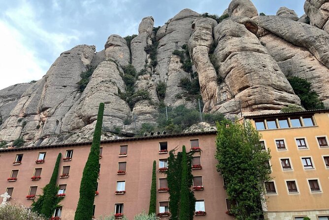 Private Tour From Barcelona to Monserrat - Whats Included