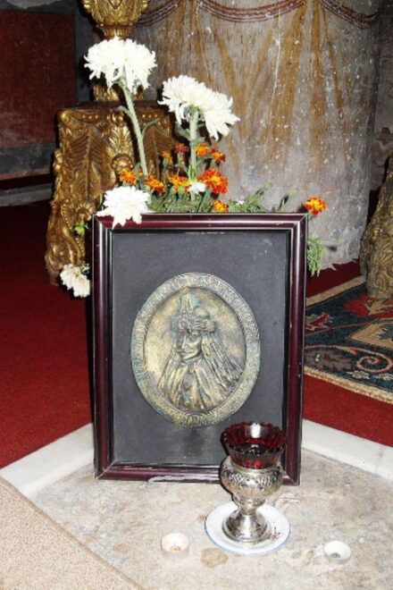 Private Tour From Bucharest to Draculas Tomb and Mogosoaia - Unique Features of the Tour