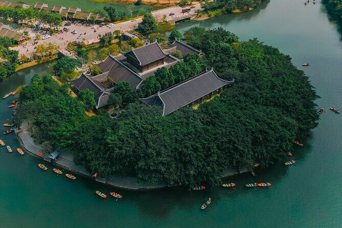 Private Tour from Hanoi to Trang An Grottoes and Bich Dong Pagoda - An In-Depth Look at the Tour Experience