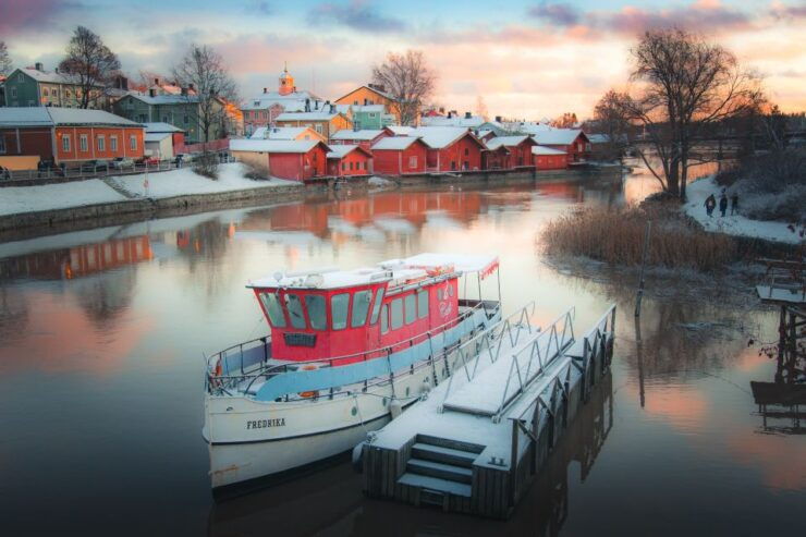 Private Tour From Helsinki: All Highlights & Medieval Porvoo - Good To Know