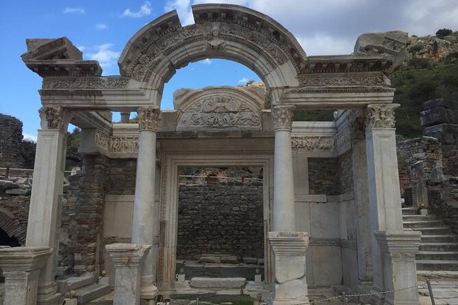 Private Tour From Izmir to Ephesus, Artemission, Virgin Mary House Incl. Lunch - Questions and Additional Information