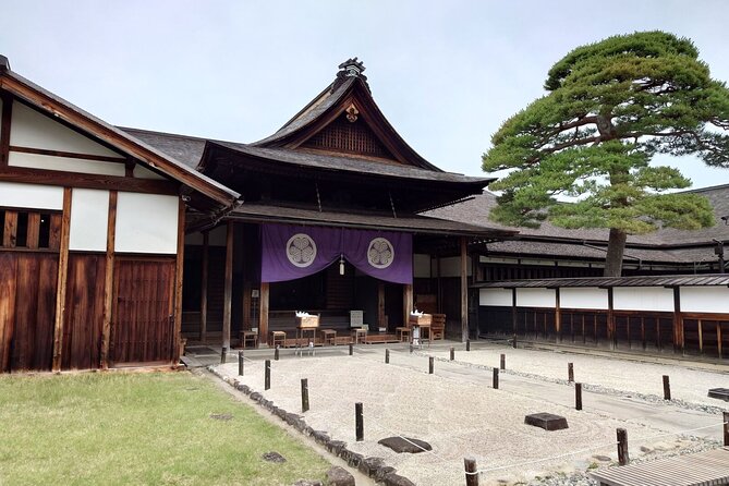 Private Tour From Kanazawa to Takayama and Shirakawa-go - Taking in the Local Culture and History
