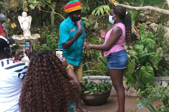 Private Tour From Montego Bay to Bob Marley Mausoleum Nine Miles & Blue Hole. - Visiting Bob Marleys Birthplace