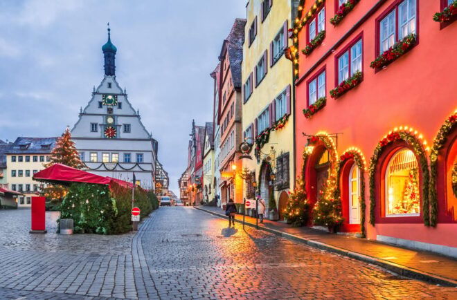 Private Tour From Munich to Rothenburg & Harburg and Back - Experience and Comfort