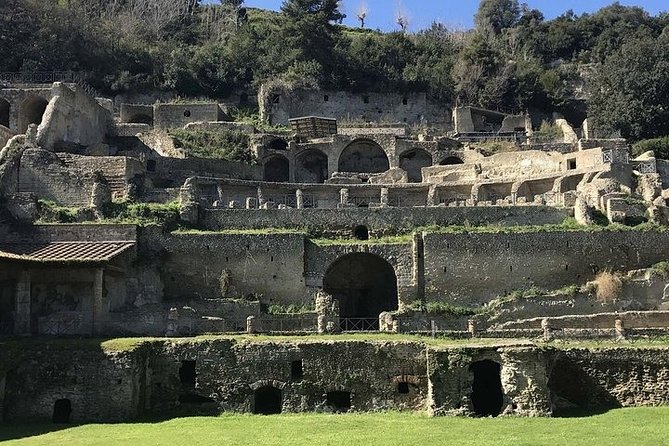 Private Tour From Naples to Phlegrean Fields, Pozzuoli, and Cuma - Exploring Pozzuolis Ancient Port