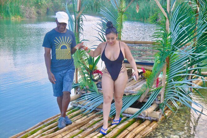 Private tour from Ocho Rios to Rio Nuevo Rafting and Shopping - Transportation, Timing, and Group Size