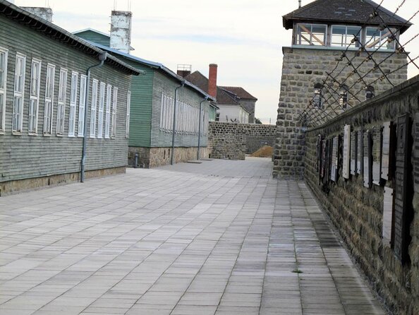 Private Tour From Prague To Mauthausen and Cesky Krumlov - Good To Know