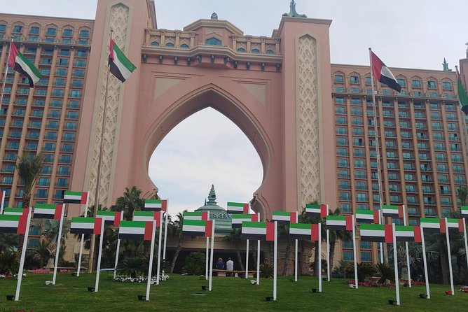 Private Tour From Ras Al Khaimah Hotels: Dubai 10 Hours Tour With Car & Driver - Maximum Capacity of 6 Persons