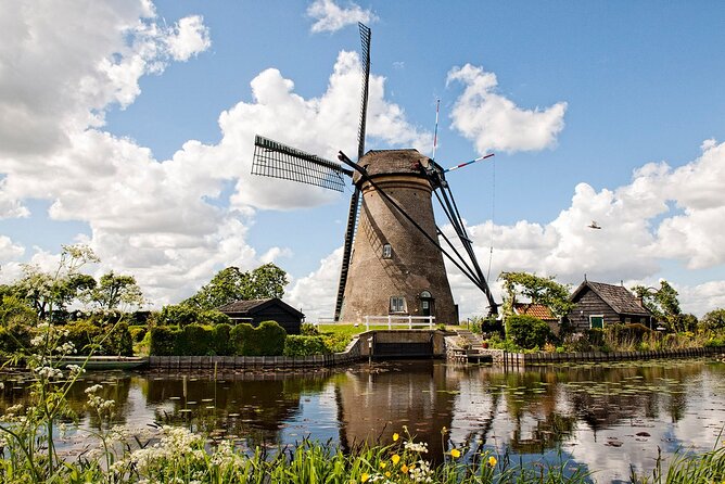 Private Tour From Rotterdam to Windmills of Kinderdijk & Gouda Cheese Experience - Windmills of Kinderdijk
