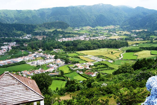 Private Tour Full-Day Furnas: Lake, Fumaroles and Thermal Pools - Reviews and Photos