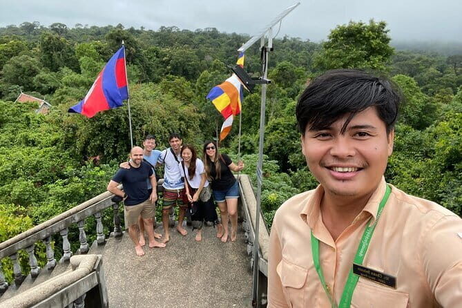 Private tour: Full Day of Kulen Mountain tour & Tonle Sap lake - Lunch and Transition to Tonle Sap Lake