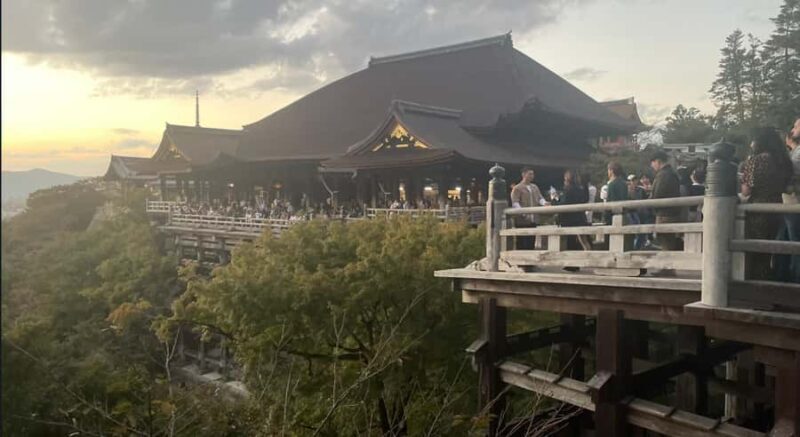 Private tour Fushimi Inari and Kiyomizu-dera w/Spanish Guide - Who Will Love This Tour?