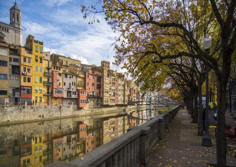 Private Tour Girona & Kayaking in LEscala - Kayaking Excursion at Costa Brava