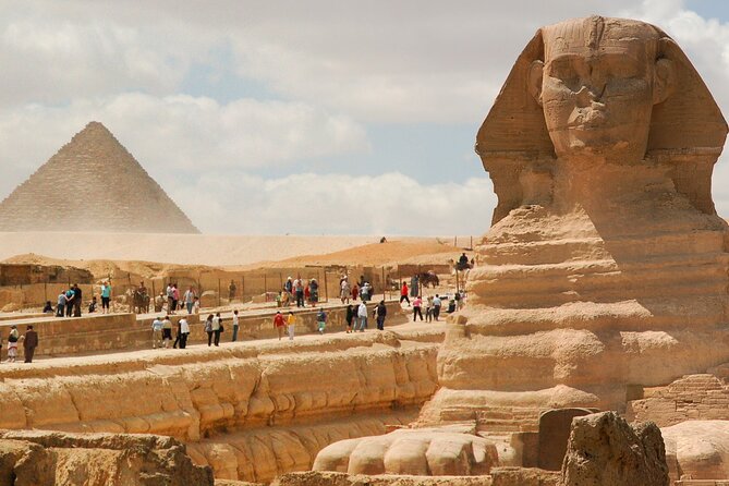 Private Tour: Giza Pyramids, Museums, Sphinx, Bazaar With Lunch - Pickup Information