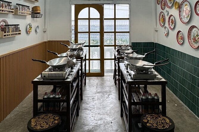 Private Tour: Grand Palace,Wat Phra Kaew, Museum&Cooking Class - Who Is This Tour Best For?