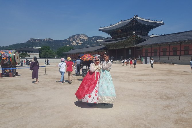 Private Tour - Gyeongbokgung Royal Palace and Eastern Gate - Private Tour Itinerary