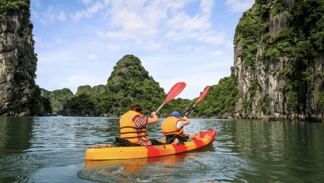 Private Tour: Ha Long Bay Full Day - Visit Thien Cung Cave