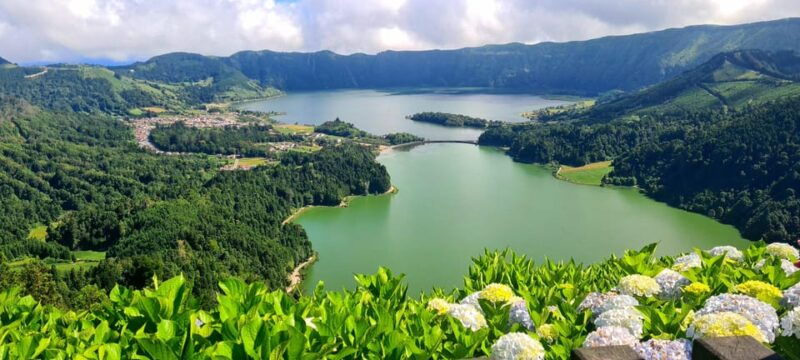 Private Tour Half Day Sete Cidades and pineapple production - Good To Know