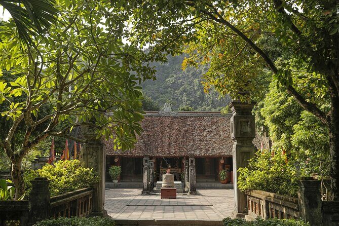 Private Tour Hanoi to Ninh Binh: Mua Caves, Tam Coc & Hoa Lu - An In-Depth Look at the Itinerary