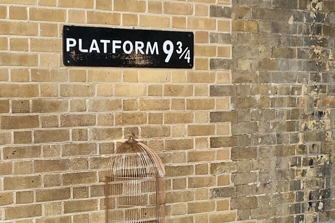 Private Tour: Harry Potter Black Taxi Tour of London - Film Locations Explored