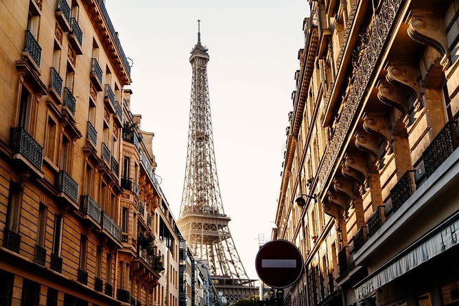 PRIVATE TOUR: Highlights & Hidden Gems of Paris With Locals / B-Corp Certified - Common Questions