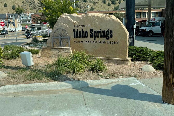 Private tour hiking to Saint Mary's Glacier, Red Rock and Hot Springs - Starting with Red Rocks Park and Amphitheatre