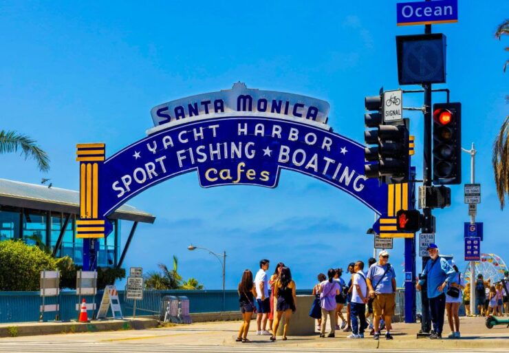 Private Tour Hollywood Beverly Hills Santa Monica Venice - Itinerary and Locations Covered