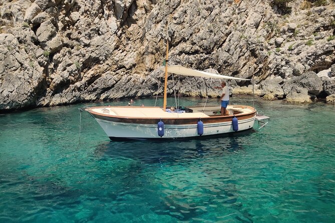 Private Tour in a Typical Capri Boat - Tour Guides