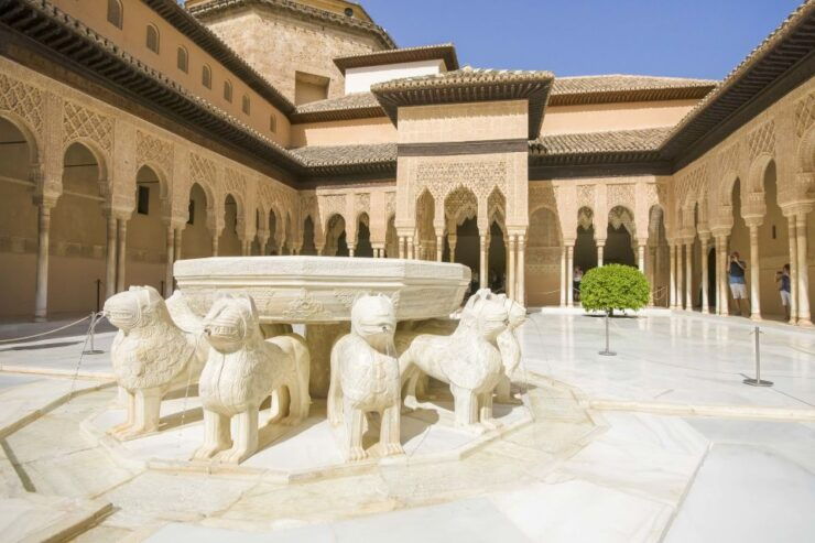 Private Tour in All Complete Complex of Alhambra With Ticket - Experience Highlights