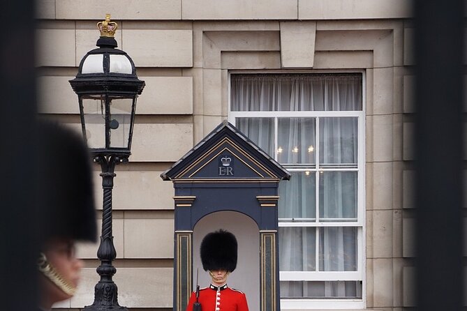 Private Tour in Buckingham Palace Guards - Benefits of a Private Tour