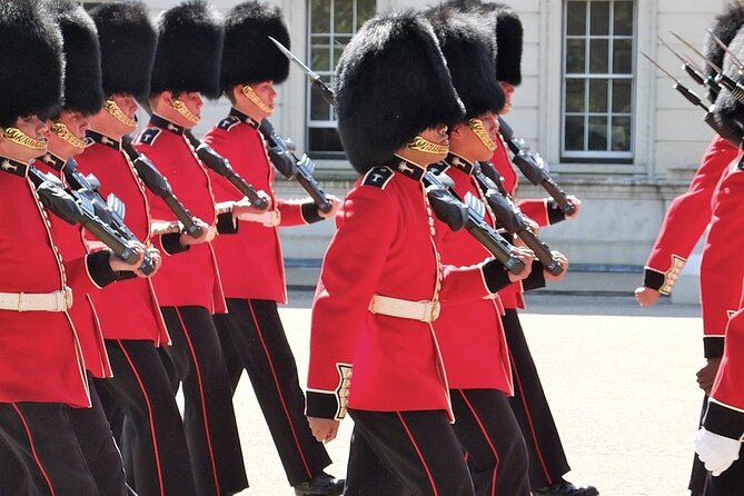 Private Tour in Buckingham Palace Guards - Common Questions