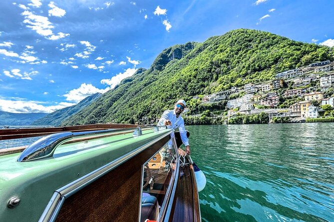 Private Tour in Classic Wooden Boat on Lake Como - Meeting & Pickup