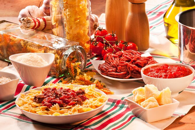 Private Tour in Florence Old Town With Italian Food Tasting - Meeting Point and Timing