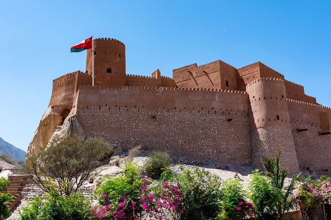 Private Tour in Grand Mosque Nakhal Fort and Nakhal Hotspring - Itinerary Details