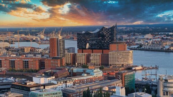 Private Tour in Hamburg - Inclusions and Additional Services