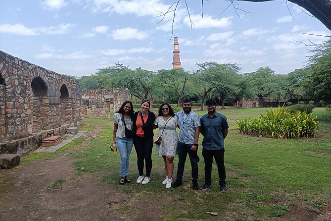 Private Tour in Mehrauli Archaeological Park & Qutub Minar - Reviews