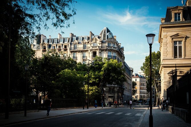 Private Tour in Paris With BVA Transfer - Explore Parisian Landmarks