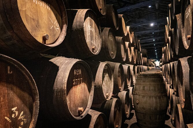 Private Tour in Porto With Lunch and Port Wine Tasting - Inclusions and Exclusions