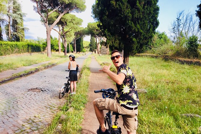 Private Tour in Rome With an Electric Bike and Local Food - Tour Highlights