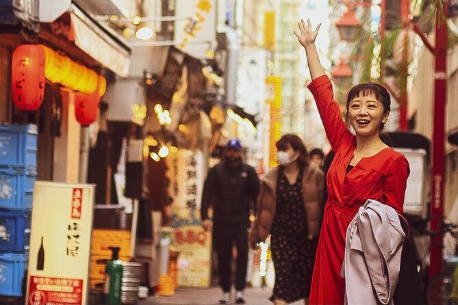 Private Tour in Shinjuku With a Spanish-Speaking Photographer - Meeting and Pickup Information