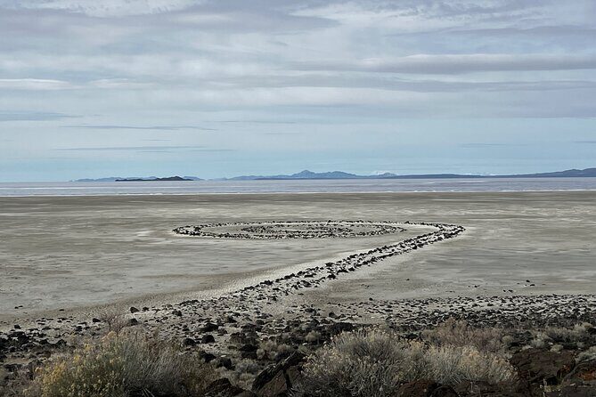 Private Tour in Spiral Jetty and Pink Lake - Discovering Utah’s Land Art and Natural Landscape