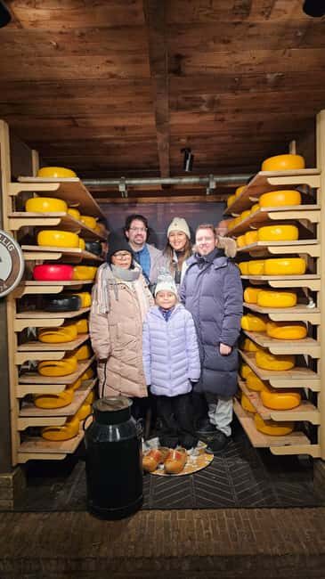 Private tour in Tesla, Zaandam, Zaanse Schans & Volendam. - Who Is This Tour Best For?