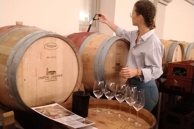 Private Tour in the Prestigious Médoc Wine Region - Exclusive Wine Tastings at Renowned Châteaux