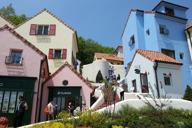 Private Tour Including Nami Island With Attractions in Seoul - Hotel Information and Group Size