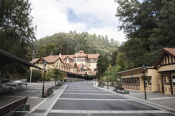 Private Tour: Jenolan Caves & Blue Mountains in a Day - Common Questions