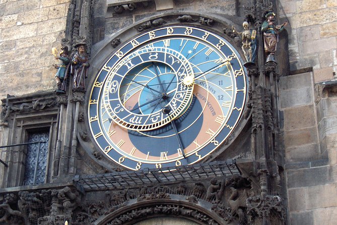 Private Tour Just for YOUR Group: Introduction to Prague (City Walk) - The Sum Up